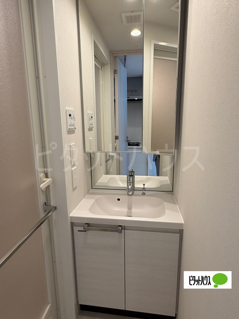 洗面設備　人気条件の独立洗面台