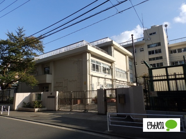 小学校　横浜市立南吉田小学校（小学校）まで1463m