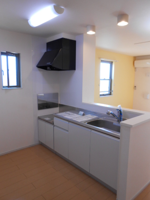 キッチン　対面（カウンター）キッチン・ガスコンロ（２口）対応