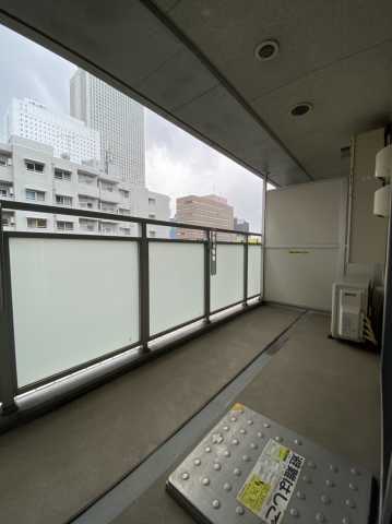 バルコニー　コンフォリア東池袋WEST　反転タイプです。