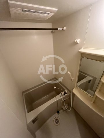 バス・シャワールーム　プレサンス新大阪クレスタ　浴室