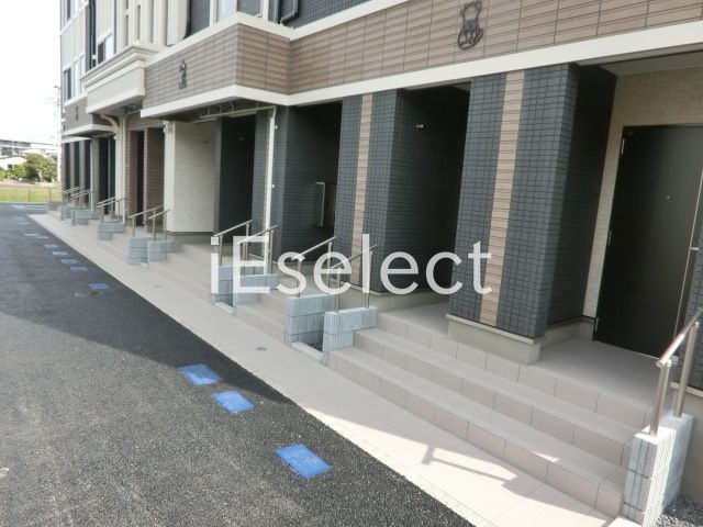 エントランス　お部屋につながるエントランスです