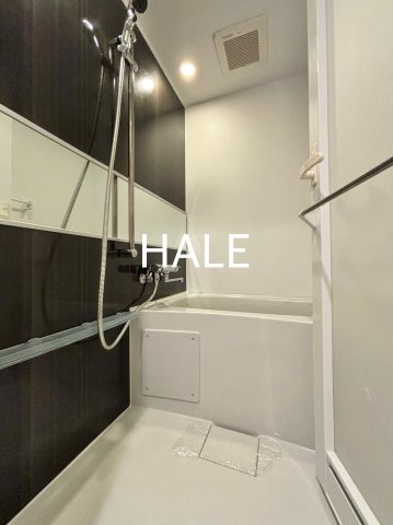 バス・シャワールーム　別号室類似