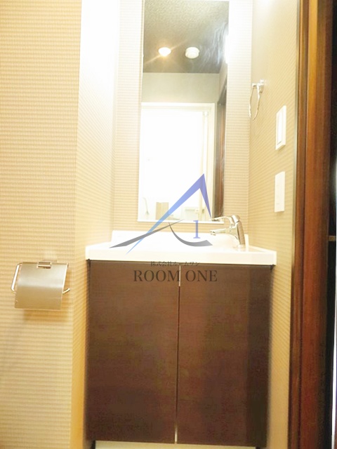 洗面設備　洗面台です。