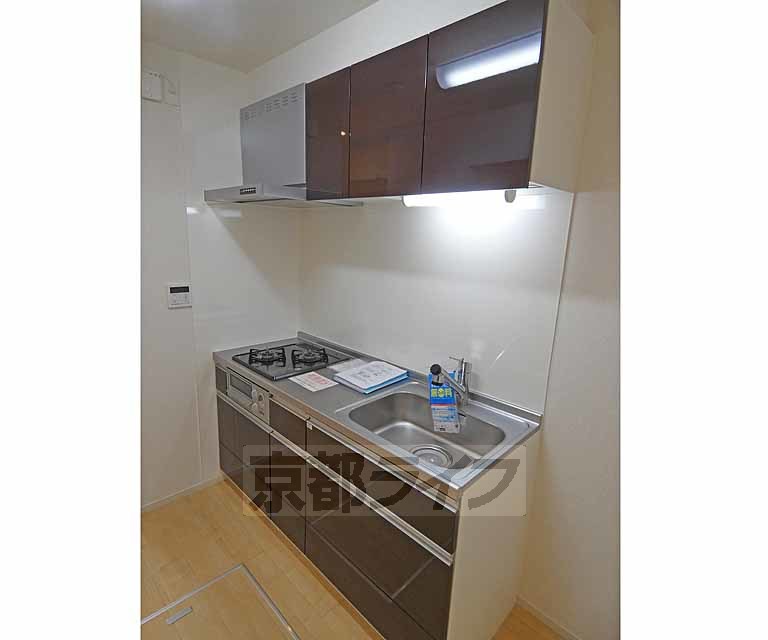 キッチン　大きなキッチン。