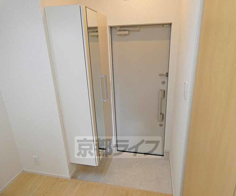 玄関　大きなシューズボックスが付いてます。