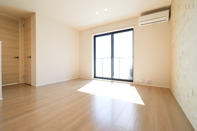 居室・リビング　図面と現状に相違がある場合には現状を優先