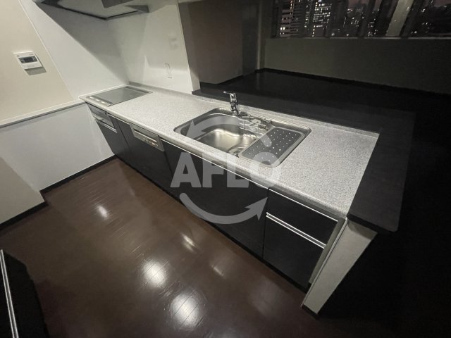 キッチン　ザ・タワー大阪　キッチン