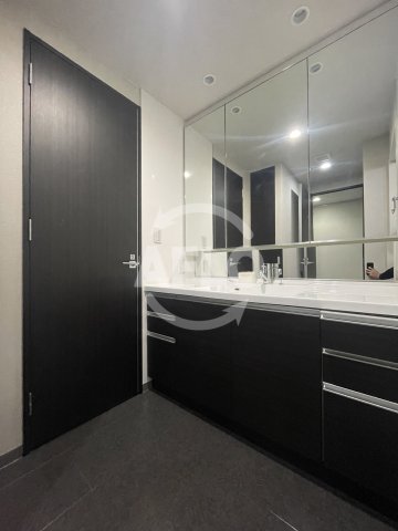 洗面設備　ザ・タワー大阪　洗面台