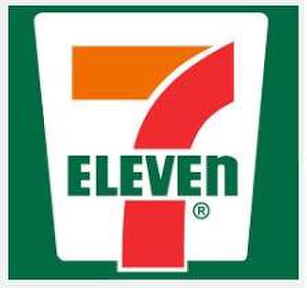 コンビニ　セブンイレブン（コンビニ）まで200m