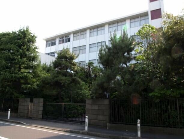 中学校　私立大西学園中学校（中学校）まで390m