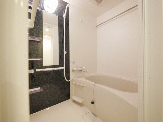 バス・シャワールーム　内装イメージです。