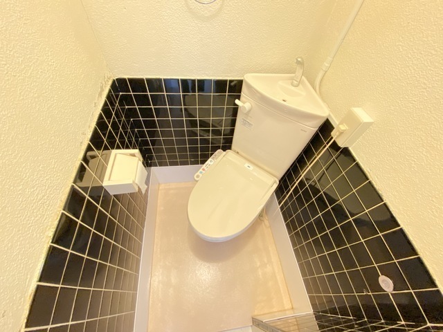 トイレ　別部屋です