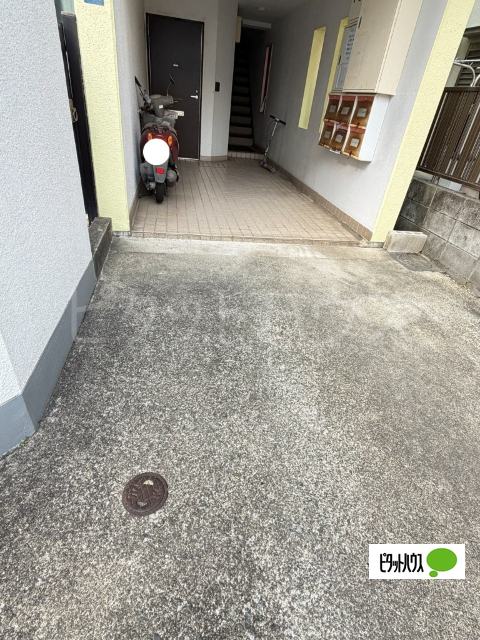 エントランス　建物入口