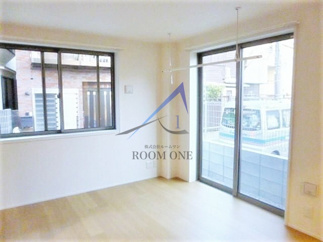 居室・リビング　洋室のお部屋です。