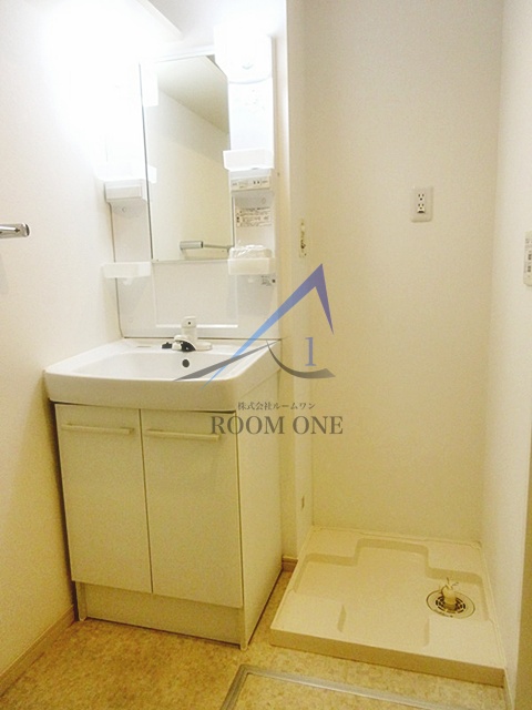 洗面設備　独立洗面台です。