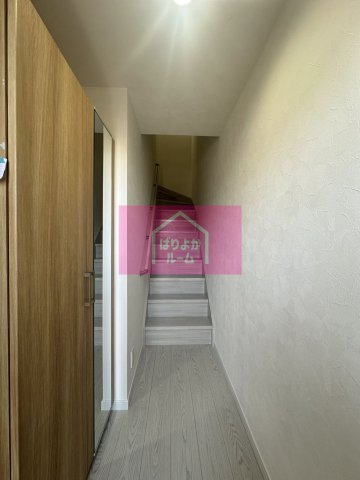 玄関　※類似物件の参考写真となります※現況優先※