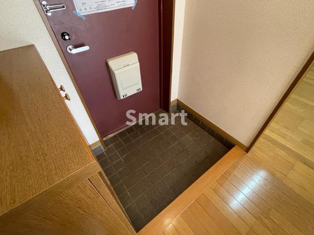 玄関　落ち着いた玄関です