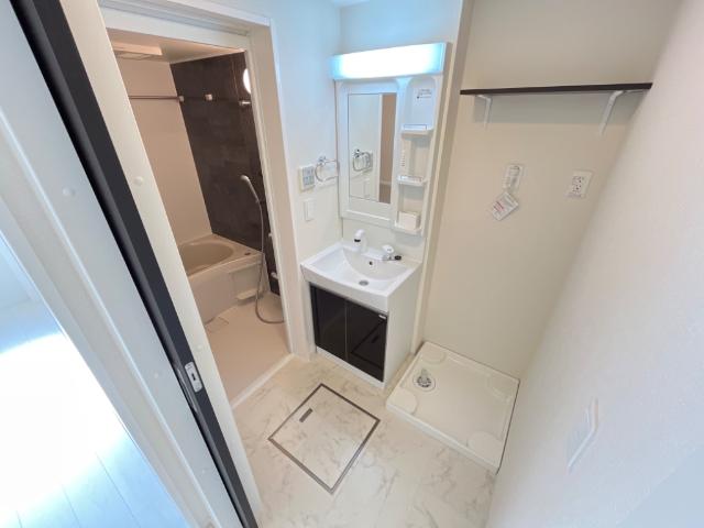 洗面設備　洗髪洗面化粧台