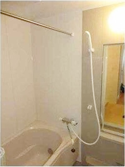 バス・シャワールーム　【南向きの明るいお部屋♪】