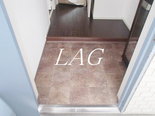 玄関　玄関です。