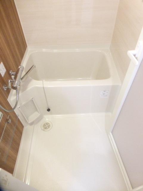 バス・シャワールーム　バスルーム