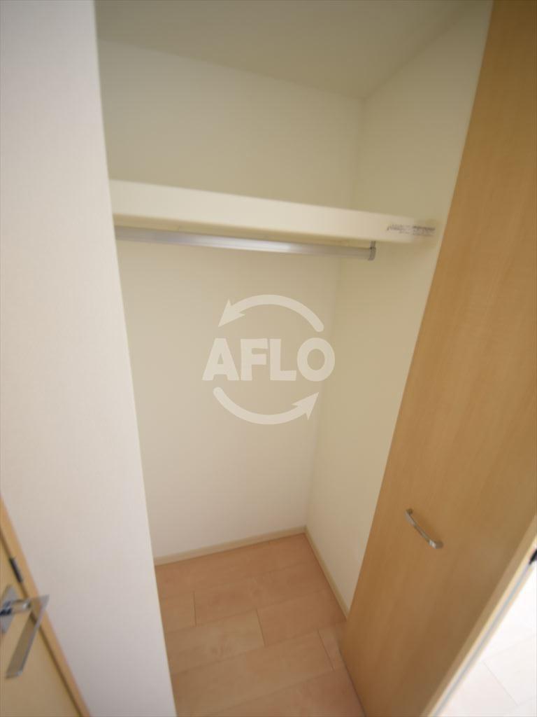 収納　スプランディッド難波II　クローゼット