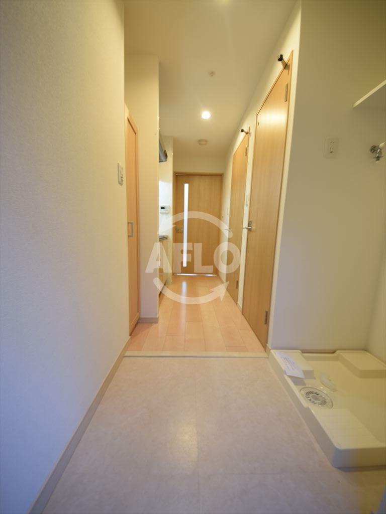 玄関　スプランディッド難波II　玄関スペース