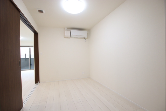 その他部屋・スペース　【洋室５．１帖】ＩＯＴ照明つき♪