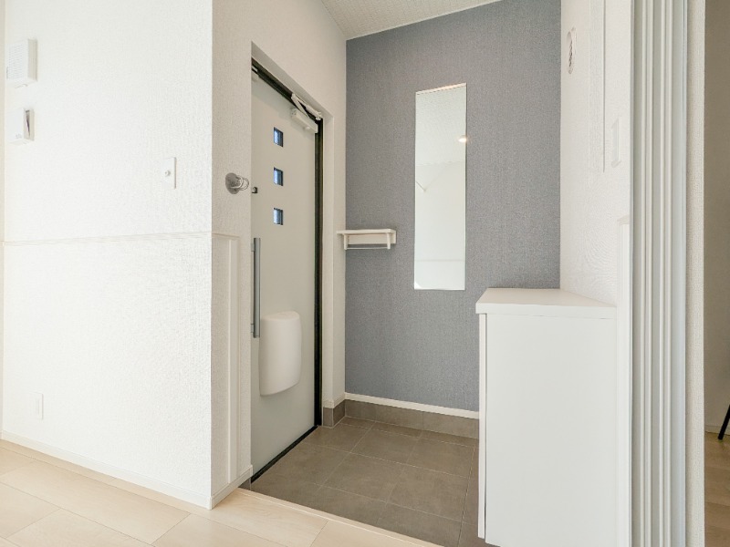 玄関　図面と現状に相違がある場合には現状を優先