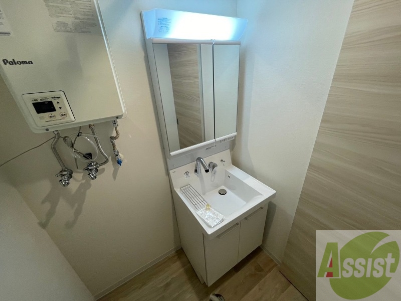 洗面設備　シャンプードレッサーで身支度もラクラクです！