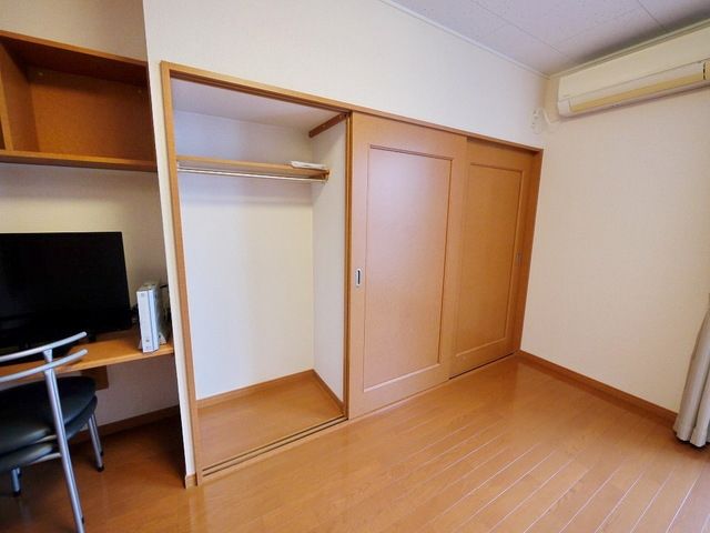 収納　２階絨毯