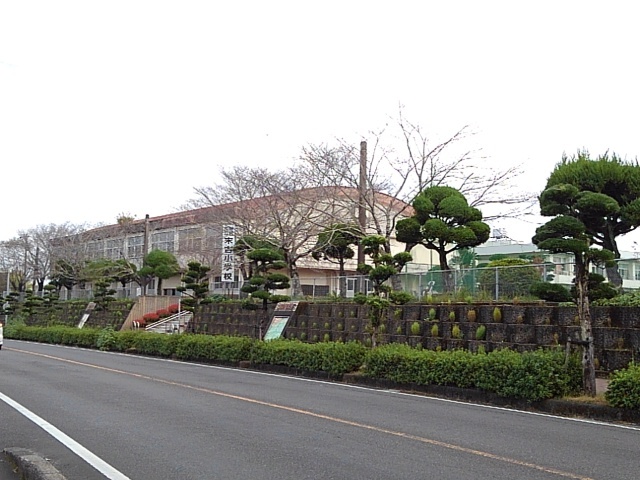 小学校　末吉小学校（小学校）まで650m