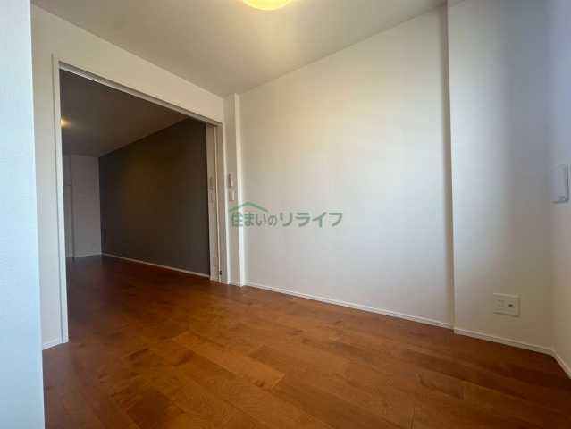居室・リビング　別部屋の参考写真になります。