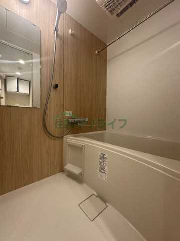 バス・シャワールーム　別部屋の参考写真になります。