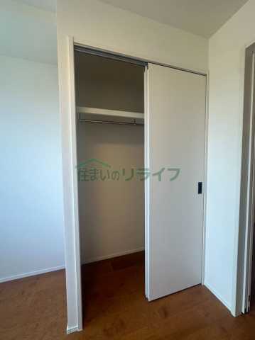 収納　別部屋の参考写真になります。