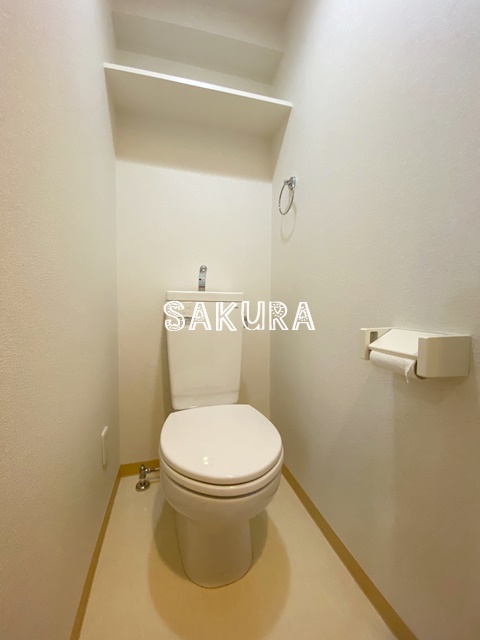 トイレ　落ち着いた色調のトイレです♪