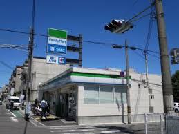 コンビニ　ファミリーマート守口竜田通一丁目店（コンビニ）まで718m