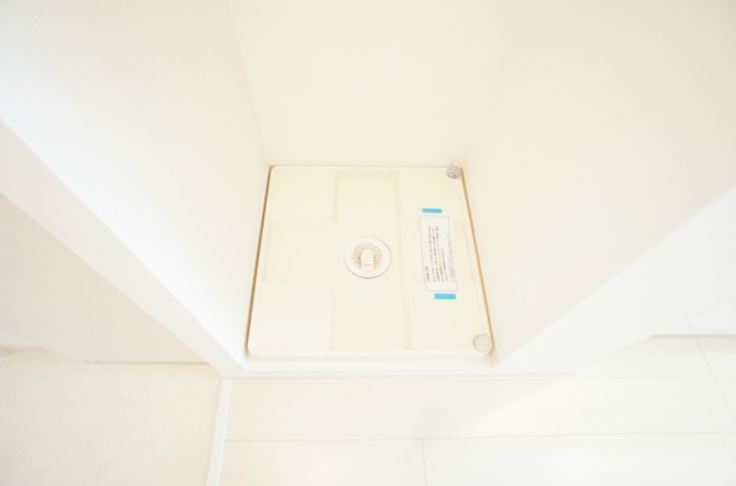 その他　防水パン付きの室内洗濯機置場（同一仕様）
