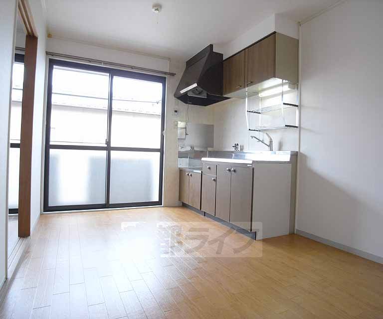 居室・リビング　ドーンと大きなお部屋ですよ。