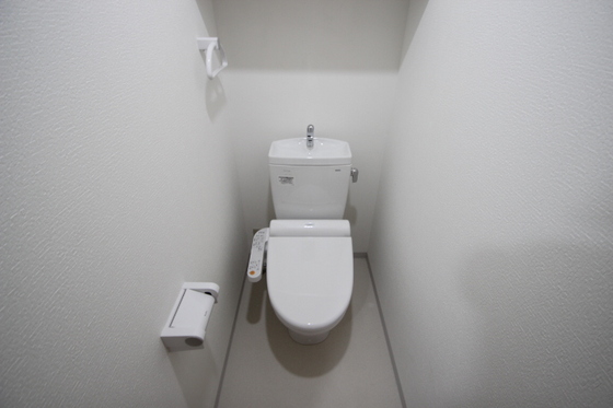 トイレ　※別部屋の写真です