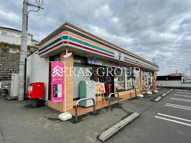 コンビニ　セブン-イレブン さいたま大牧店（コンビニ）まで326m