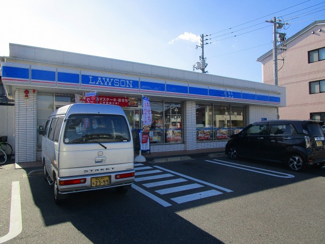 コンビニ　ローソン岡山浜三丁目店（コンビニ）まで345m