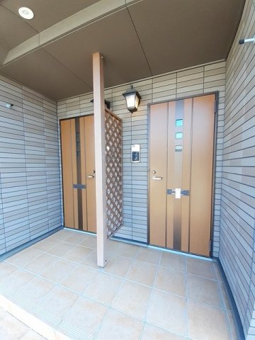 エントランス　毎日通るエントランスはこのようになっています