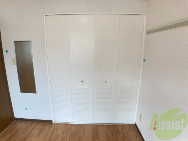 収納　クローゼットがありました。お洋服や荷物はここへ