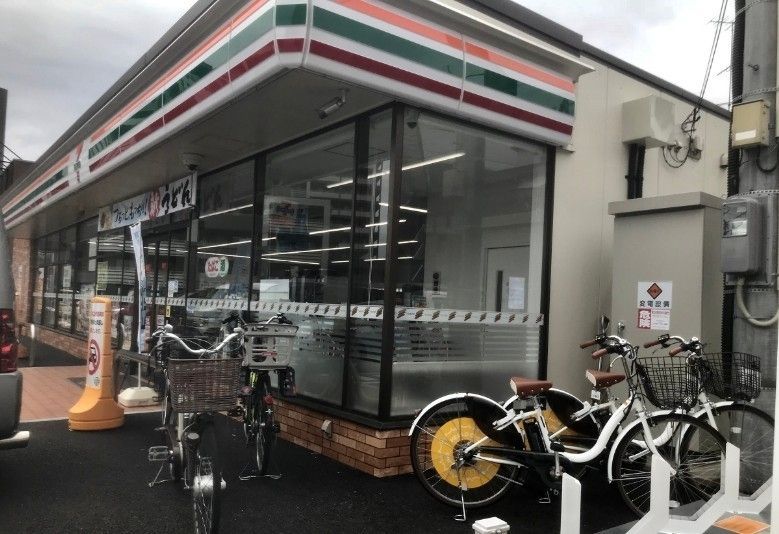 コンビニ　セブン‐イレブン/川崎馬絹神社前店（コンビニ）まで500m