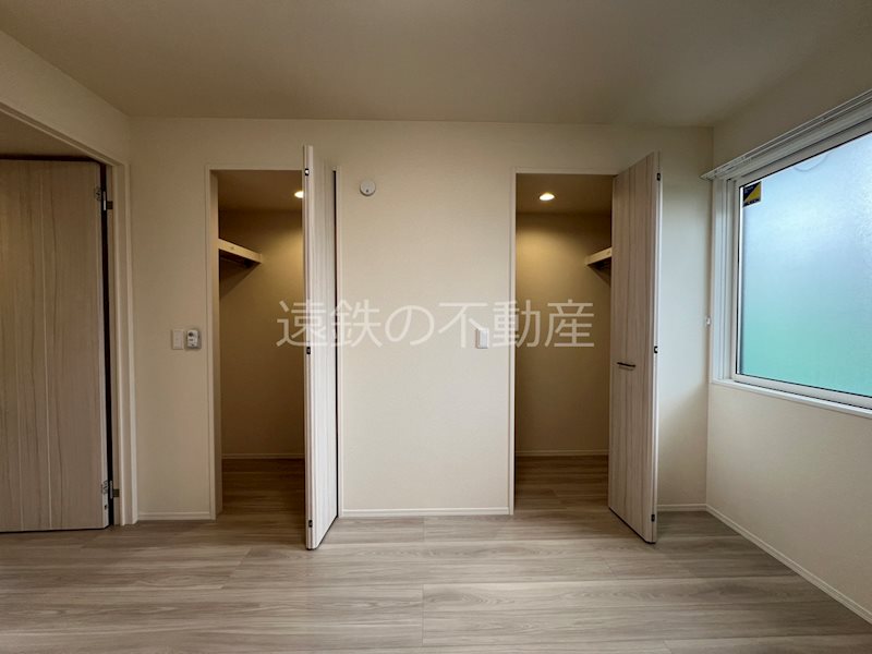 収納　WICが2つあり収納力があります！！