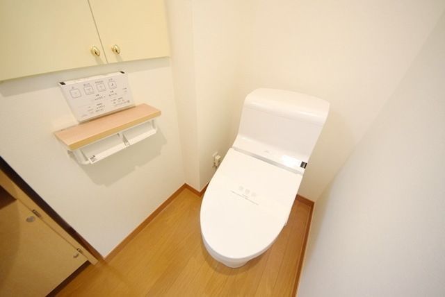 トイレ　同タイプ住戸参照