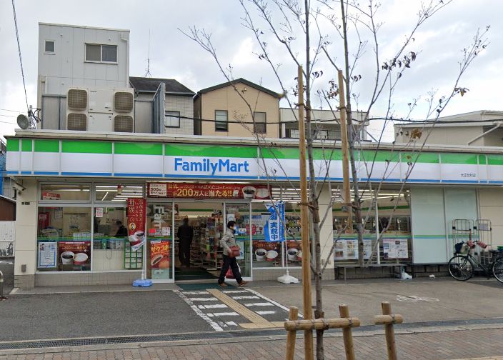 コンビニ　ファミリーマート 大正北村店（コンビニ）まで417m