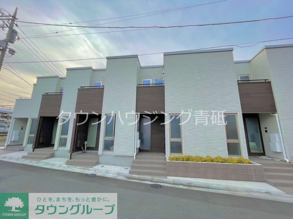 建物外観　エントランス
